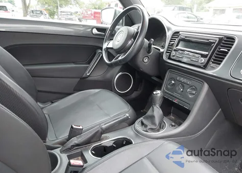 2012 Volkswagen Beetle 2.5L from USA, damaged, VIN 3VWHP7AT8CM628371